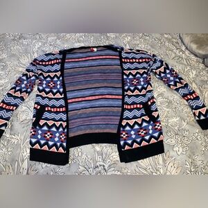 size S multi colored Divided cartagin